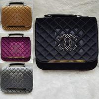 Tas fashion wanita bahan bludru