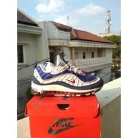 nike gundam model