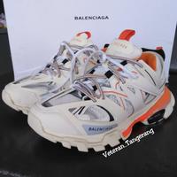 triple s track