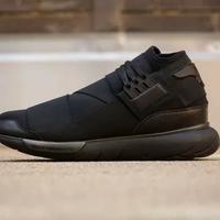 navy y3 trainers