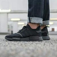 black nmds