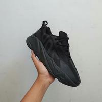 yeezy 700 total black