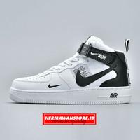 nike lv8 black
