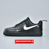 nike lv8 black
