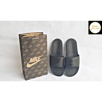 sandal nike slop