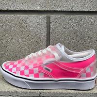 hot pink checkered vans
