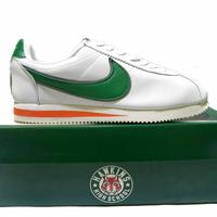 nike stranger things trainers