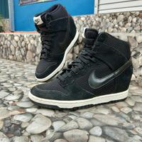 nike dunk wedge trainers