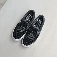 black custom vans