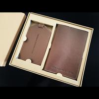 Passport Sleeve dan Luggage Tag warna coklat emas gold