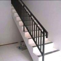 Gambar Railing Tangga Besi Minimalis dari Rosita.Woodwork undefined 3 Tokopedia