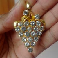 Gambar Liontin Anggur Permata Besar Emas Lapisan Kuning 24k dari Mitra86 undefined 1 Tokopedia