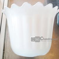 Gambar Pot Bunga Putih / Pot Kembang Putih Cantik Bergelombang Ukuran 18 dari Chandra Mart Jambi undefined 1 Tokopedia