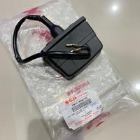 Gambar LAMPU PLAT NOMOR SPAKBOR BELAKANG SATRIA FU 150 INJEKSI ORIGINAL SGP dari Lestari Motor 2 undefined 1 Tokopedia
