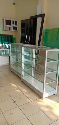 Gambar Etalase Kaca alumunium Pajangan Untuk ATK ukuran 1 meter dari INDO KAYAN Aluminium &amp; Glass undefined 1 Tokopedia
