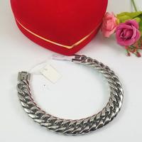 Gambar gelang rantai titaium dari Natural Aksesoris Indonesia undefined 2 Tokopedia