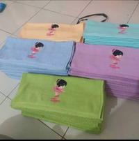 Gambar Souvenir Handuk Lahiran/Ultah (uk 30x70) dari Souvenir Handuk Bordir undefined 1 Tokopedia