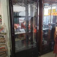 Gambar Lemari kristal 2 pintu tiang warna jati dari mandiri88 siantar undefined 2 Tokopedia