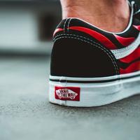 Gambar Vans Oldskool Classic flame black dari Sneakerseverytimeee undefined 3 Tokopedia