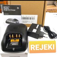 Gambar CHARGER HT MOTOROLA XIR P6620i XIR P6600 XIR P8668I XIR P 6620 dari ANEKA REJEKI ELEKTRONIK COM undefined 2 Tokopedia