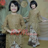 Gambar Setelan Kebaya Anak Perempuan Terbaru Bahan Brukat Warna Milo - M dari DIKAKEBAYA undefined 5 Tokopedia