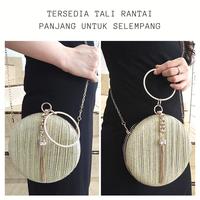 Gambar Tas Pesta Kondangan Wanita Import Mewah Murah Gold Kain Bulat 702701 dari Tas200 undefined 3 Tokopedia
