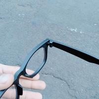 Gambar kacamata wayfarer lensa 99% full antiradiasi computer gadget dari KACAMATAOPTIK-1 undefined 5 Tokopedia