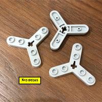 Gambar LEGO PARTS 4262978 - Technic Rotor 3 Blades Medium Stone Grey - LBG dari XYZ Bricks undefined 1 Tokopedia