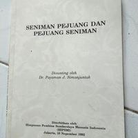 Gambar Seniman pejuang dan pejuang seniman - Dr payaman j simanjuntak dari tokobukudiponegoro undefined 1 Tokopedia