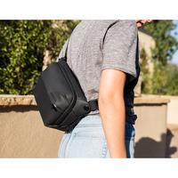 Gambar Peak Design Everyday Sling 3L V2 Waist Bag Cross Body - black dari Instaxshop undefined 2 Tokopedia