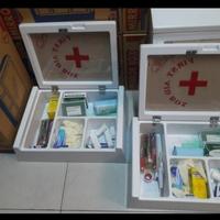 Gambar KOTAK P3K TIPE B + ISI KOMPLIT / BOX P3K dari MJ Safety undefined 1 Tokopedia