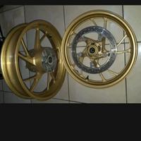 Gambar velg pelek new CB150R SE led original Gold dari Podolancar podo lancar undefined 1 Tokopedia
