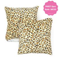 Gambar Krucils Store - Paket 2pcs Sarung Bantal Sofa/Kursi Motif (Kode: MC02) - 30x30cm dari KRUCILS.STORE undefined 1 Tokopedia