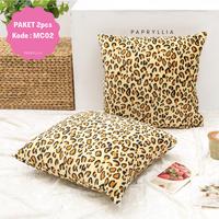 Gambar Krucils Store - Paket 2pcs Sarung Bantal Sofa/Kursi Motif (Kode: MC02) - 30x30cm dari KRUCILS.STORE undefined 2 Tokopedia