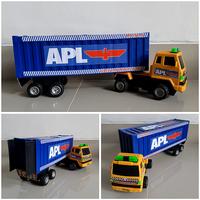 Gambar Mainan Truk Kontainer Besar Edukasi Miniatur Truck Container Trailer - Model C (Tarik) dari A.R.A.F.A undefined 2 Tokopedia