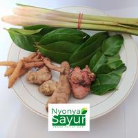 Gambar Bumbu Campur(Serai, Salam, Daun Jeruk, Jahe, Kunyit, Lengkuas, Kunci) dari Nyonya Sayur undefined 1 Tokopedia