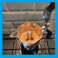 Gambar Bialetti Brikka 2 Cups Moka Pot Coffee Maker Espresso Maker Brikka dari Dolphin Coffee undefined 5 Tokopedia