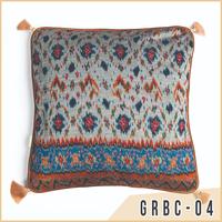 Gambar Bantal Sofa Bahan Limar motif Bebek Setaman 50x50cm + Isi Bantal dari alishamarsyaofficial undefined 1 Tokopedia