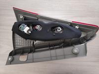Gambar STOP LAMP INNOVA RH 81550-0K210 ORIGINAL TOYOTA dari SMB-AUTOPARTS undefined 2 Tokopedia