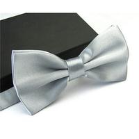 Gambar Dasi kupu kupu premium / Bowtie elegance / Dasi Nikah/ Dasi Wisuda - Abu-abu muda dari Sinai Shine undefined 3 Tokopedia