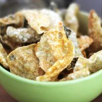Gambar Krupuk Kulit Ikan MANTAP dari MAK ICIL OLSHOP undefined 2 Tokopedia