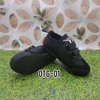 Gambar Sepatu Anak Sneakers Laki dan Perempuan dari manteshope undefined 3 Tokopedia
