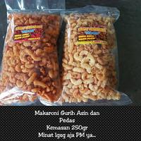 Gambar Makroni asin pedas tidak bantet hot. 250gr jumbo renyah murah - Pedas dari shimmyku undefined 3 Tokopedia