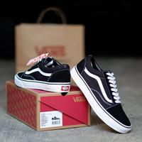 Gambar Vans oldskool Bw Classic Global Rilis Original Guaranteeed- Vans ori dari Lazykingproduction undefined 1 Tokopedia