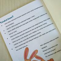 Gambar Ayam Warna Warni - 10 Cerita Menyayangi Binatang dari Minibabycare Books undefined 5 Tokopedia