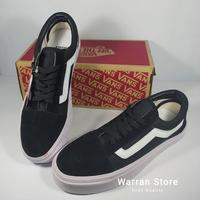 Gambar Sepatu Vans Oldskool dan Slip O Premium Made in Vietnam BNIB - Putih, 36 dari Converse,tgl undefined 3 Tokopedia