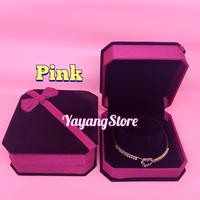 Gambar Box Gelang / Tempat Gelang / Kotak Perhiasan Gelang Beludru dari Pranatan Store undefined 5 Tokopedia