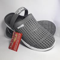Gambar SEPATU SANDAL SLOP KARET NEWERA SIZE 39-43 - Random, 42 dari BeeDuck23 undefined 3 Tokopedia