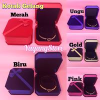 Gambar Box Gelang / Tempat Gelang / Kotak Perhiasan Gelang Beludru dari Pranatan Store undefined 1 Tokopedia