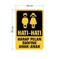 Gambar RAMBU HATI-HATI HARAP PELAN BANYAK ANAK ANAK 35CM X 50CM PLAT ALUMUNIU dari Takama Rambu Store undefined 2 Tokopedia